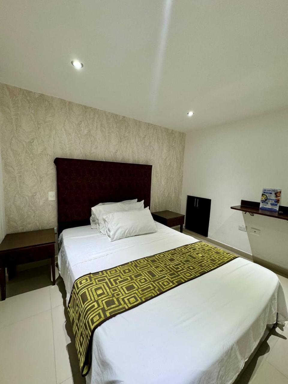 Hotel Ipanema Meridian Неива Екстериор снимка