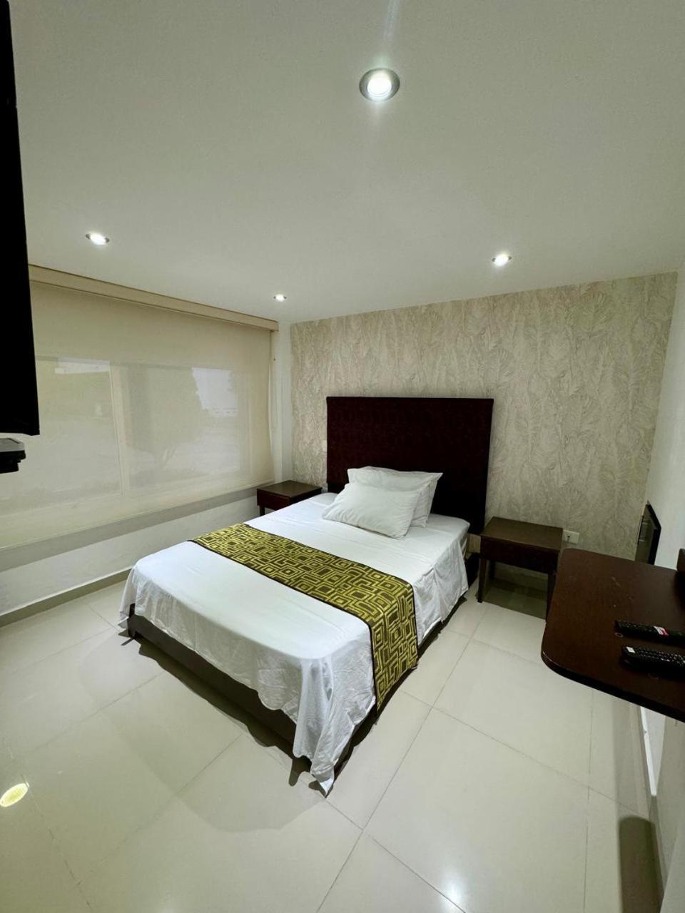 Hotel Ipanema Meridian Неива Екстериор снимка
